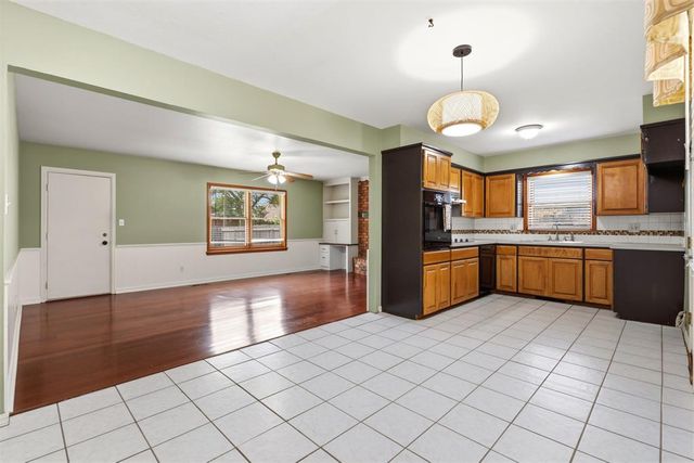 3112 Wilshire Terrace, Oklahoma City, OK 73116
