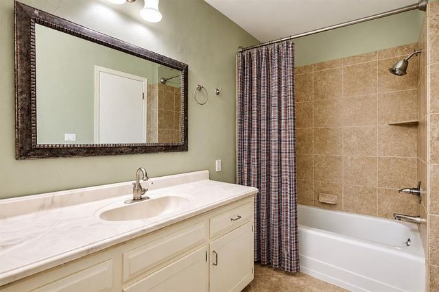 3112 Wilshire Terrace, Oklahoma City, OK 73116