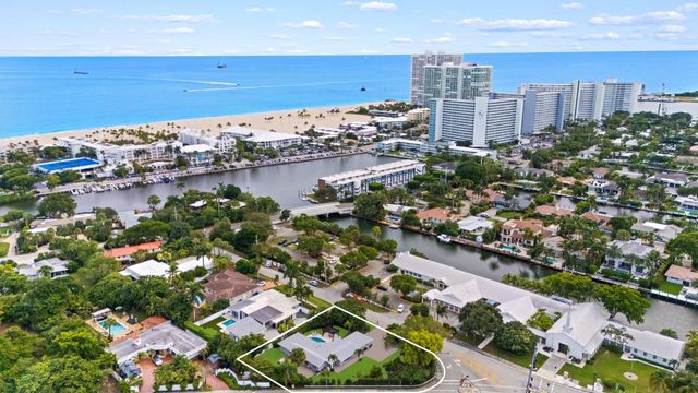 2711 Mayan Dr, Fort Lauderdale, FL 33316