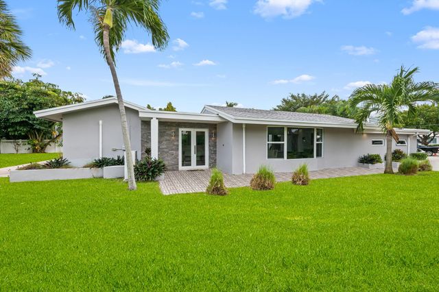 2711 Mayan Dr, Fort Lauderdale, FL 33316