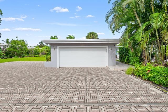 2711 Mayan Dr, Fort Lauderdale, FL 33316