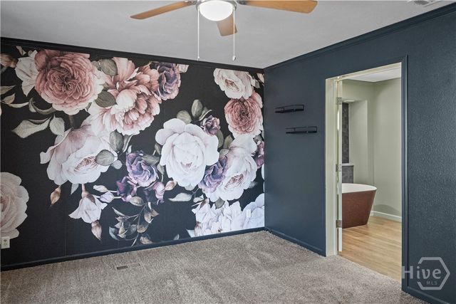 227 River Oak Dr, Bloomingdale, GA 31302