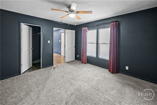 227 River Oak Dr, Bloomingdale, GA 31302