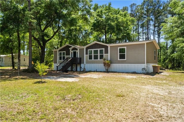 227 River Oak Dr, Bloomingdale, GA 31302
