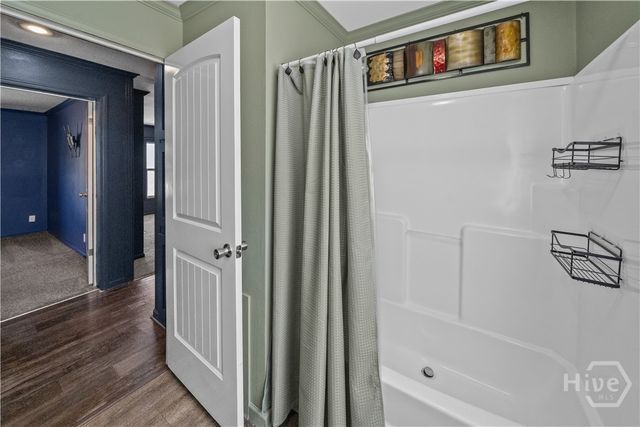 227 River Oak Dr, Bloomingdale, GA 31302