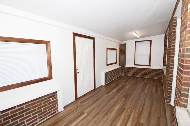 112 E FRANKLIN ST, Jefferson City, MO 65101