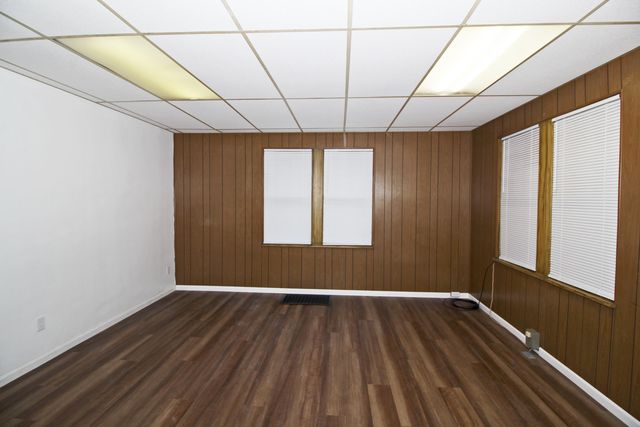 112 E FRANKLIN ST, Jefferson City, MO 65101