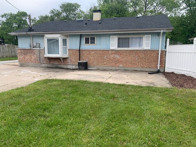 17335 Community Street, Lansing, IL 60438