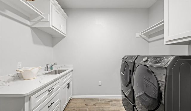 1350 Will Scarlet Ct, Corpus Christi, TX 78415