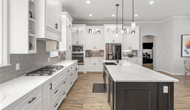 1350 Will Scarlet Ct, Corpus Christi, TX 78415