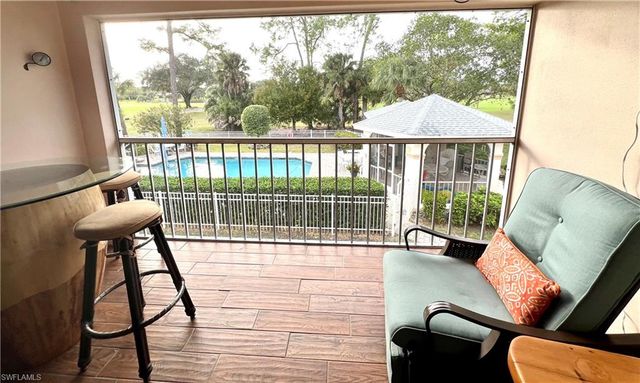 705 Augusta BLVD 9, Naples, FL 34113