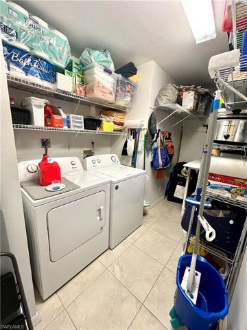705 Augusta BLVD 9, Naples, FL 34113