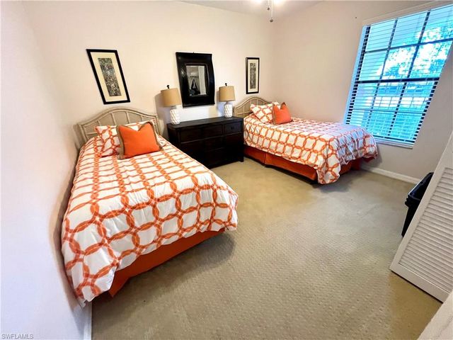 705 Augusta BLVD 9, Naples, FL 34113