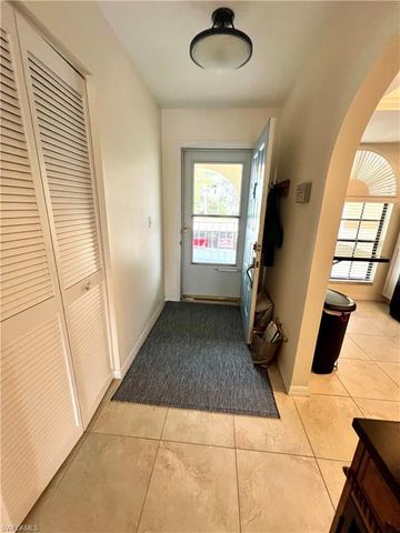705 Augusta BLVD 9, Naples, FL 34113
