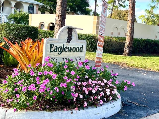 705 Augusta BLVD 9, Naples, FL 34113