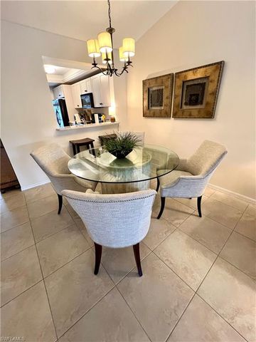705 Augusta BLVD 9, Naples, FL 34113