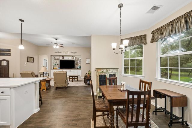 1712 County Road 103, Columbus, TX 78934