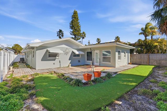 43 KIPLING PLAZA, Clearwater Beach, FL 33767