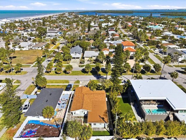 43 KIPLING PLAZA, Clearwater Beach, FL 33767