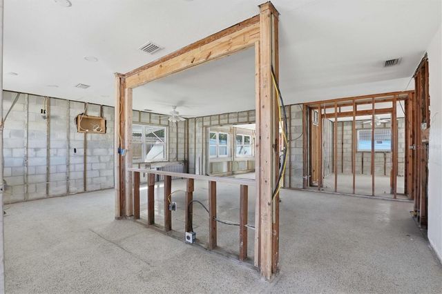 43 KIPLING PLAZA, Clearwater Beach, FL 33767