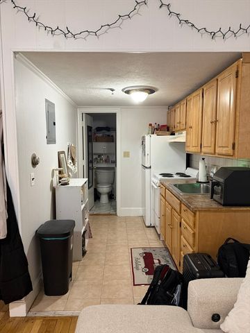 513 Beacon 1, Boston, MA 02115