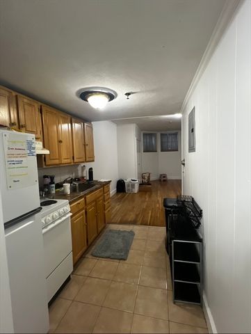513 Beacon 1, Boston, MA 02115