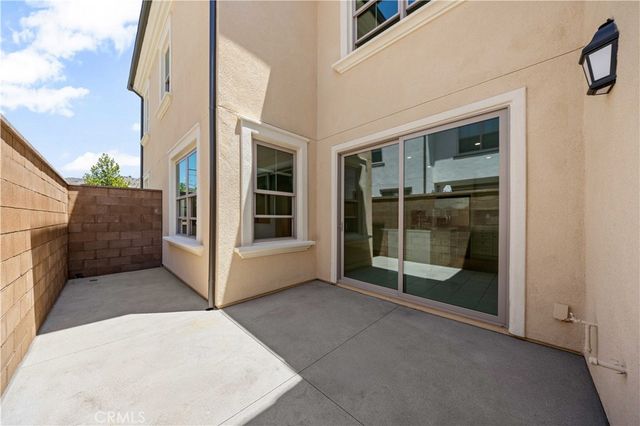 112 Newburry, Irvine, CA 92618