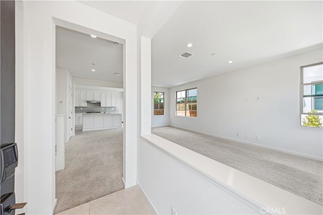 112 Newburry, Irvine, CA 92618