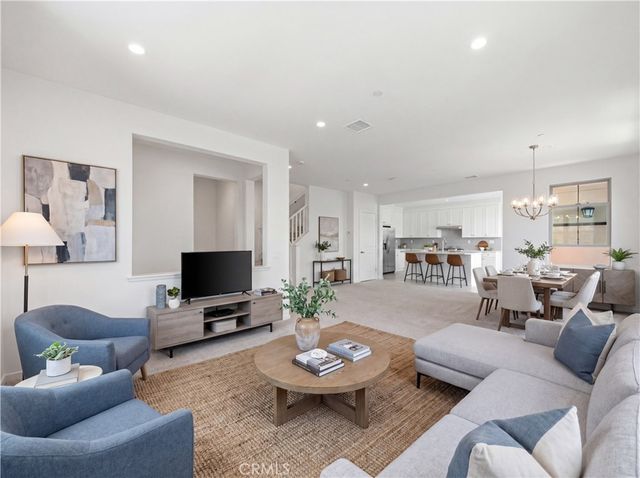 112 Newburry, Irvine, CA 92618
