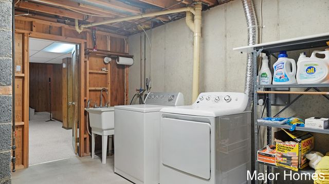 5738 Blaine Avenue SE, Kentwood, MI 49508