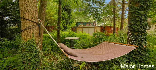 5738 Blaine Avenue SE, Kentwood, MI 49508