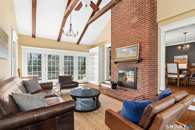 34 Horton Lane, New Canaan, CT 06840