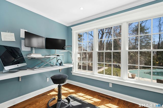 34 Horton Lane, New Canaan, CT 06840