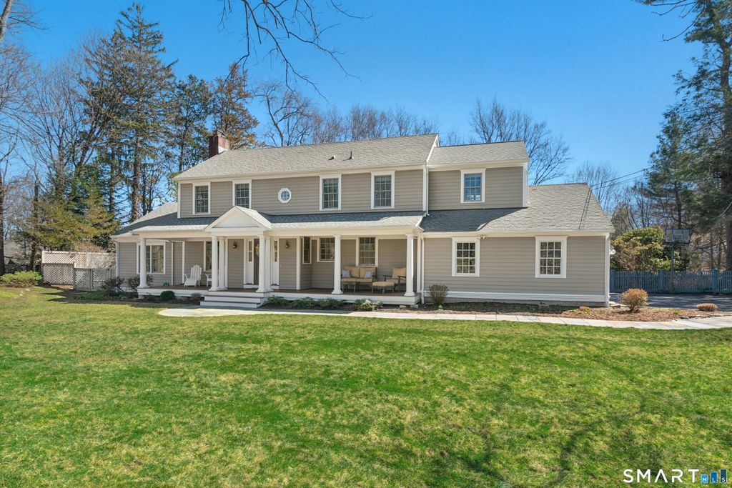34 Horton Lane, New Canaan, CT 06840