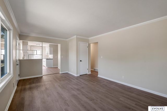 7524 N 34th Street, Omaha, NE 68112