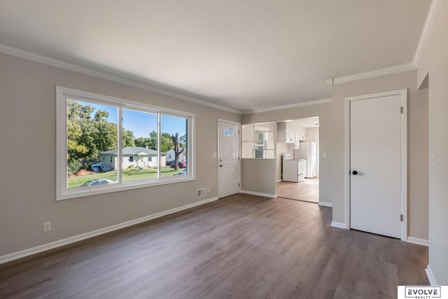 7524 N 34th Street, Omaha, NE 68112