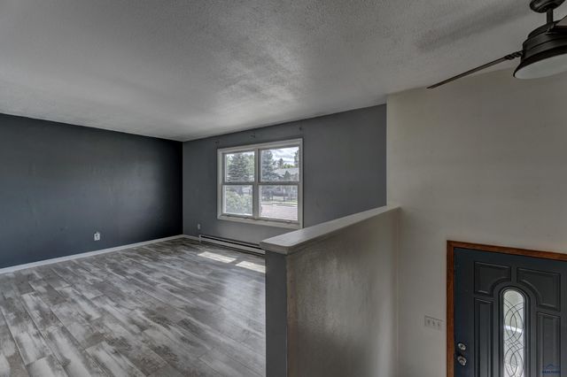 4510 PATRIOT LN, Rapid City, SD 57701