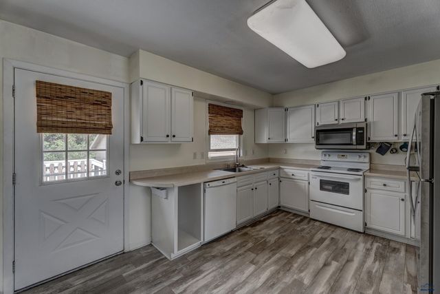 4510 PATRIOT LN, Rapid City, SD 57701