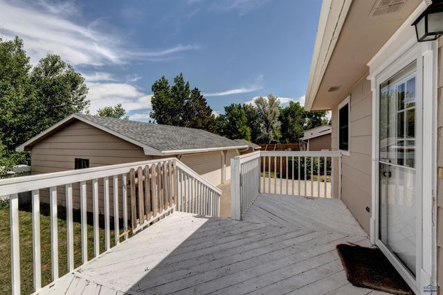 4510 PATRIOT LN, Rapid City, SD 57701