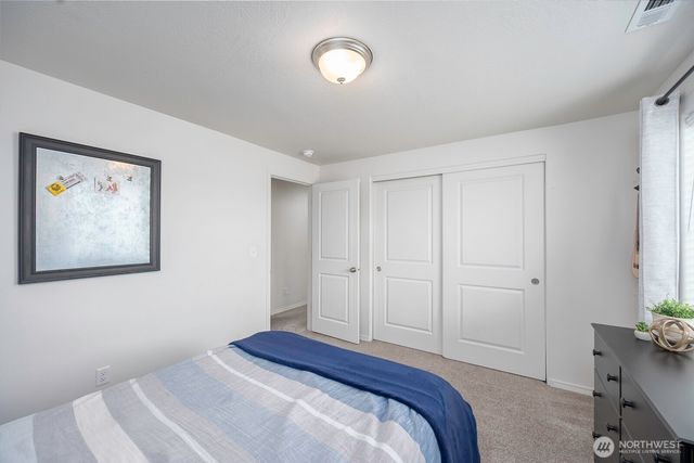 739 N Doumit Drive, Moses Lake, WA 98837