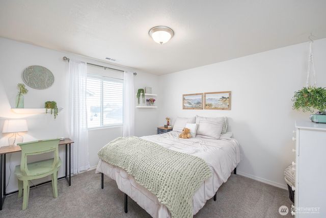 739 N Doumit Drive, Moses Lake, WA 98837