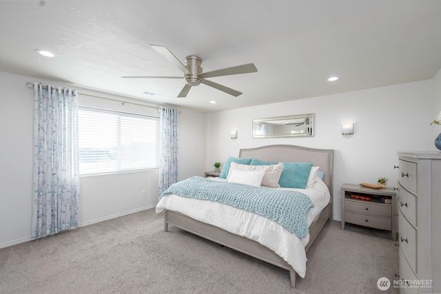 739 N Doumit Drive, Moses Lake, WA 98837