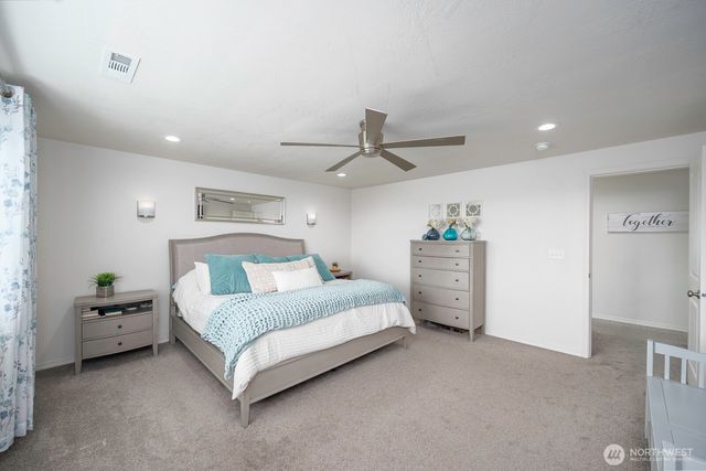 739 N Doumit Drive, Moses Lake, WA 98837