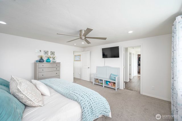 739 N Doumit Drive, Moses Lake, WA 98837