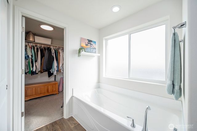 739 N Doumit Drive, Moses Lake, WA 98837