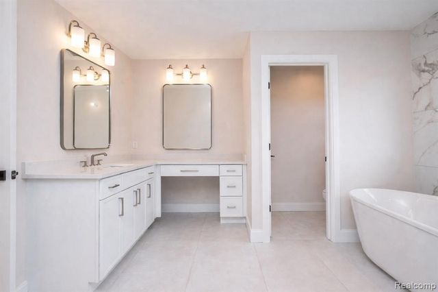 4428 Tonawanda Avenue, Royal Oak, MI 48073