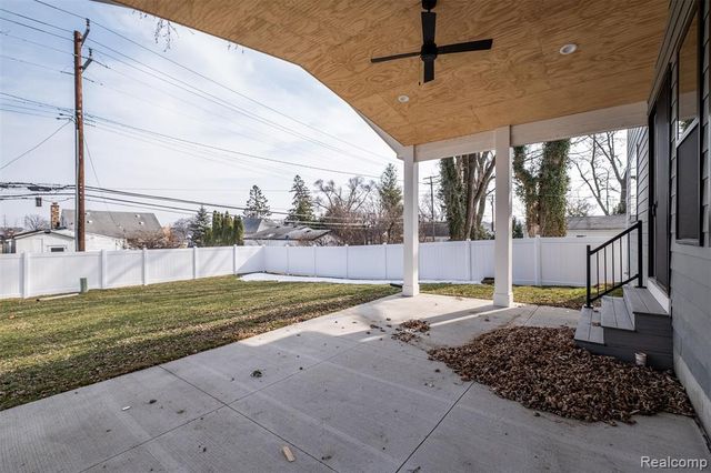 4428 Tonawanda Avenue, Royal Oak, MI 48073