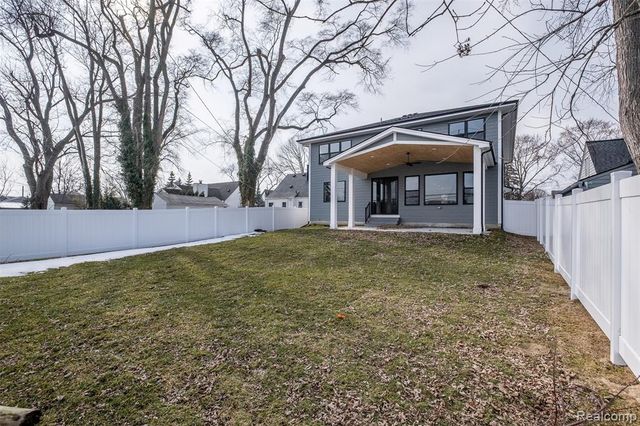 4428 Tonawanda Avenue, Royal Oak, MI 48073