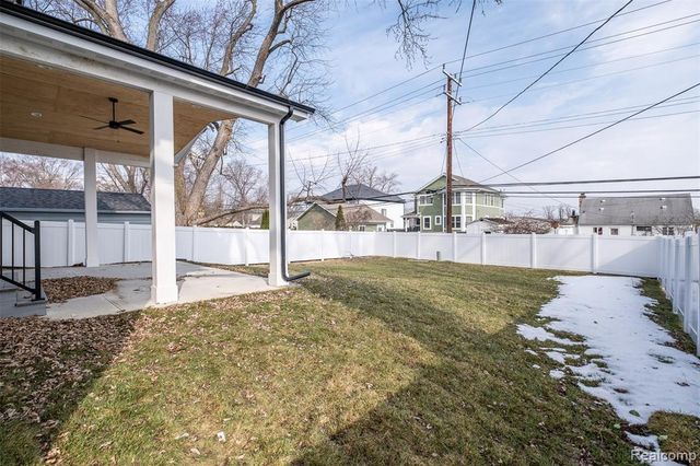 4428 Tonawanda Avenue, Royal Oak, MI 48073