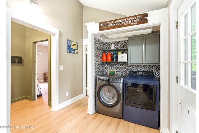 314 E Main St, Simpsonville, KY 40067